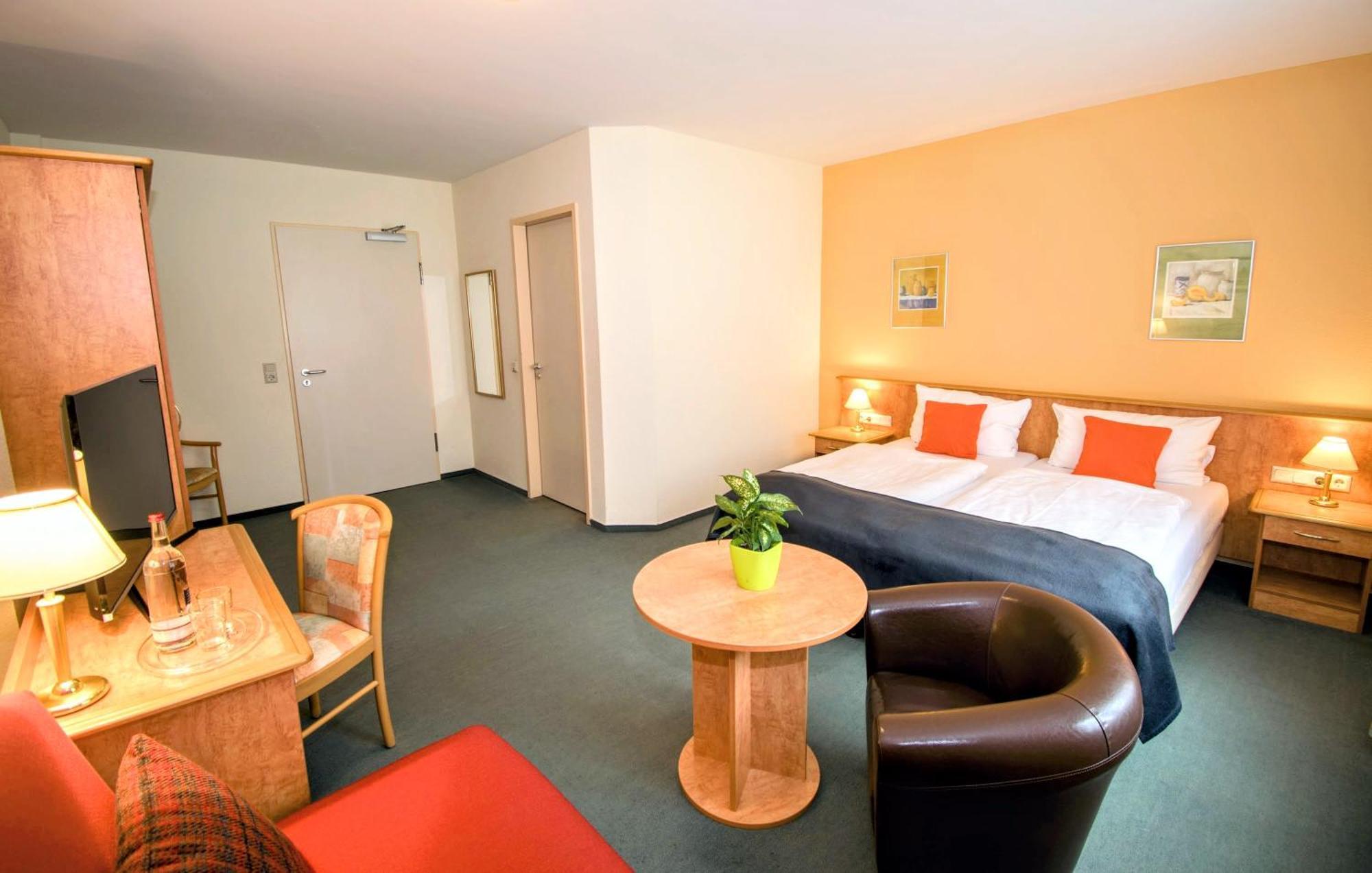 Landhotel Ringelsteiner Muehle モーゼルケルン エクステリア 写真